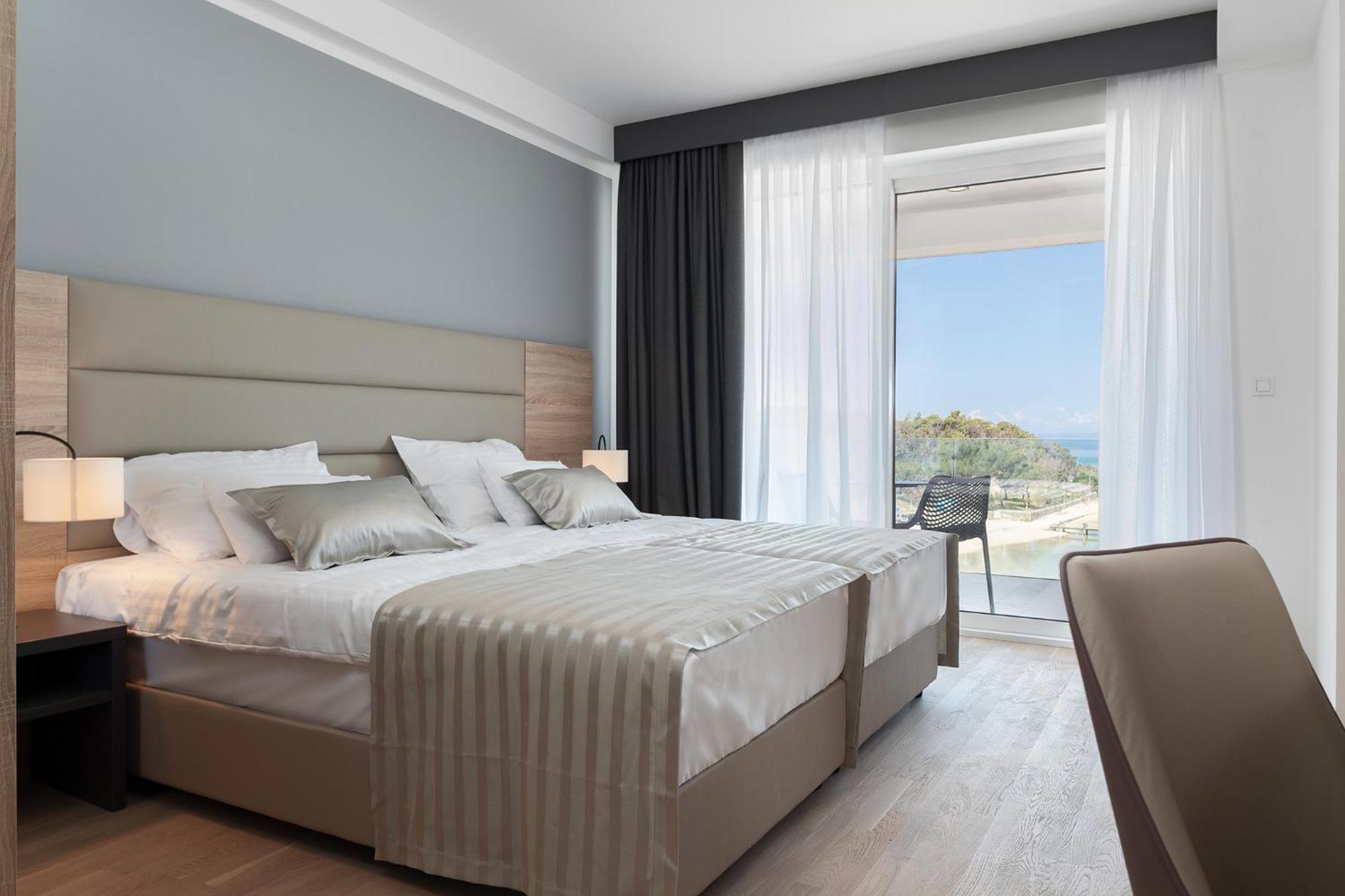 Kaneo Beach Hotel Novalja Extérieur photo